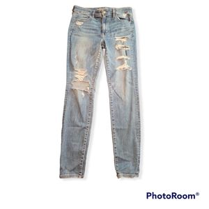 American eagle size 12 distressed jeans